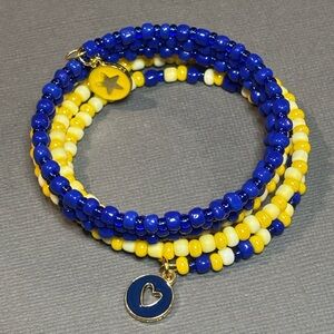 🌼Blue and Yellow Memory Wire Bracelet🌼